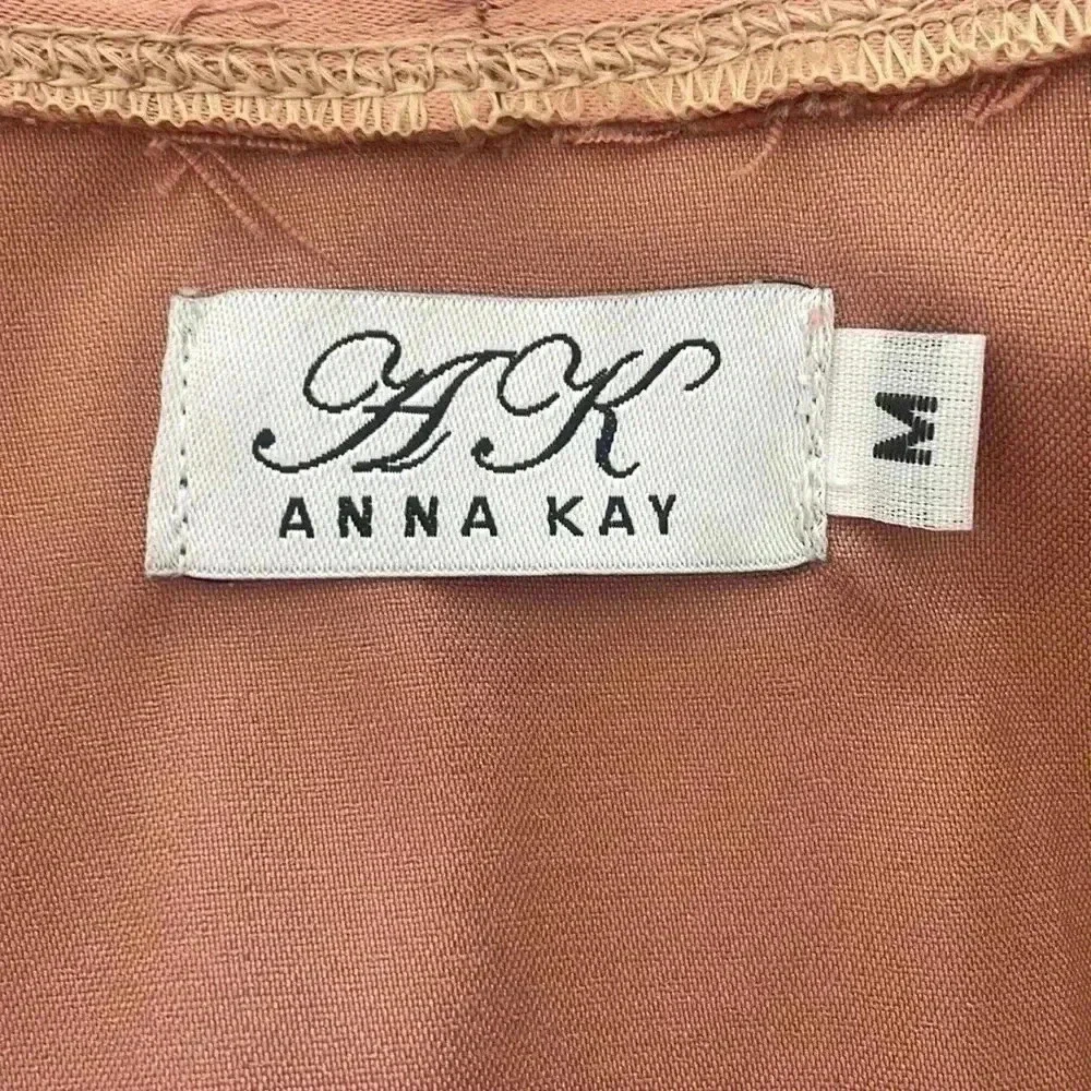 Anna Kay Robe - Picture 6 of 6